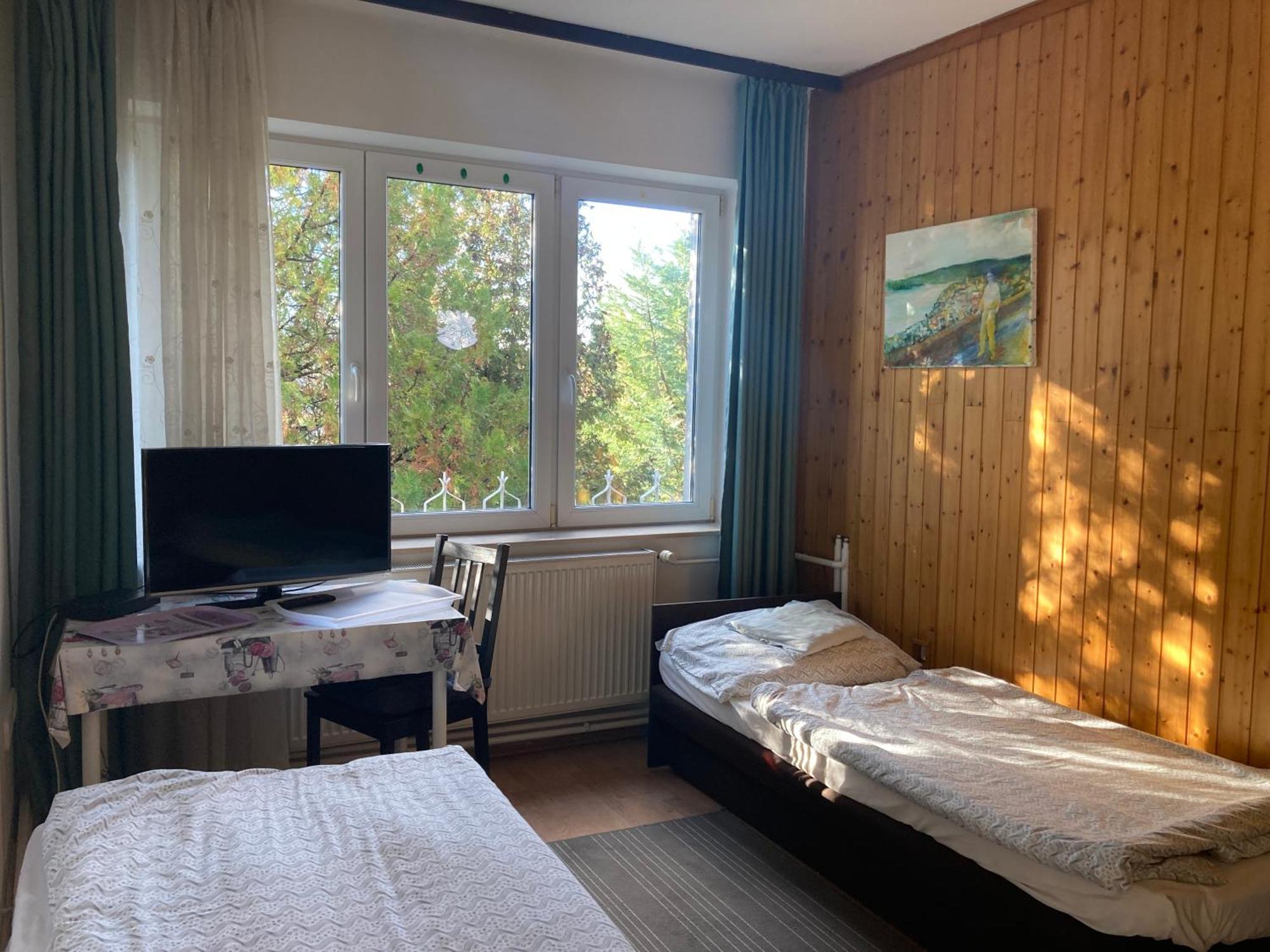 Apartman-Donau Tát Eksteriør bilde