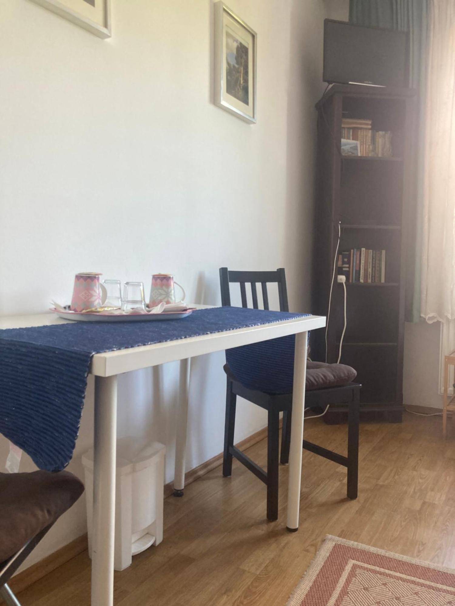 Apartman-Donau Tát Eksteriør bilde