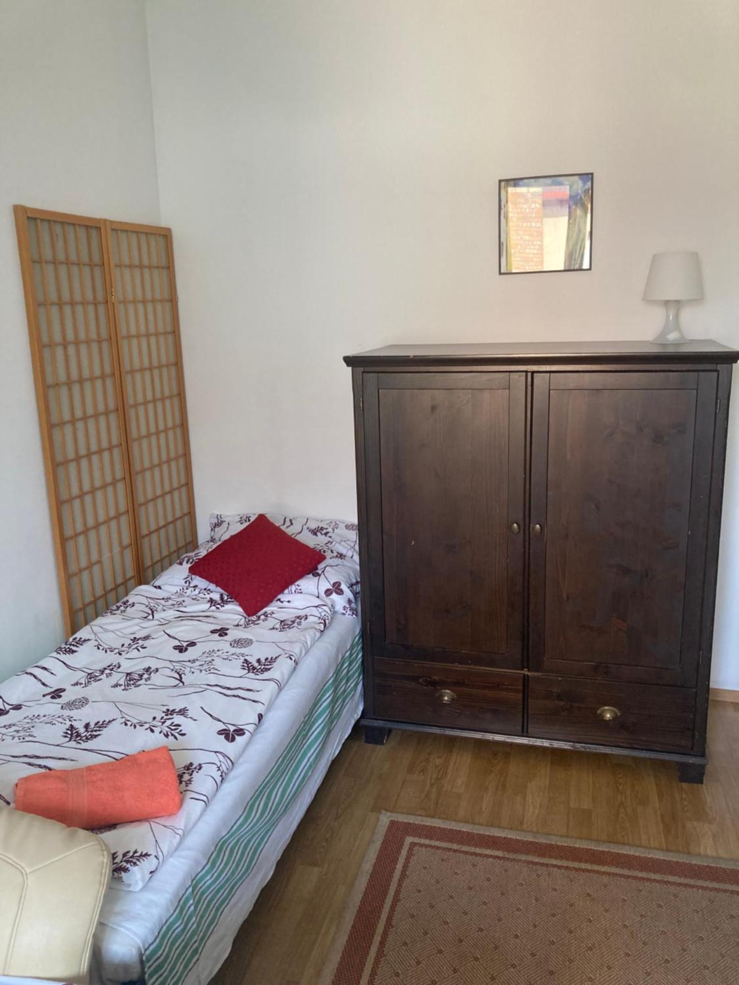 Apartman-Donau Tát Eksteriør bilde